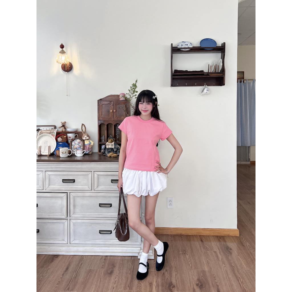 Áo Thun Baby Tee Trơn VEQISTU, Áo Thun Trơn Nữ Local Brand 100% Cotton Premium Đã Xử Lý Co Rút